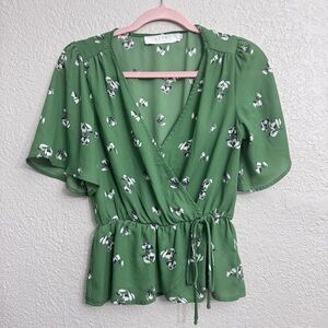 ASTR The Label Green Floral Faux Wrap Ruffle Sleeve Blouse S